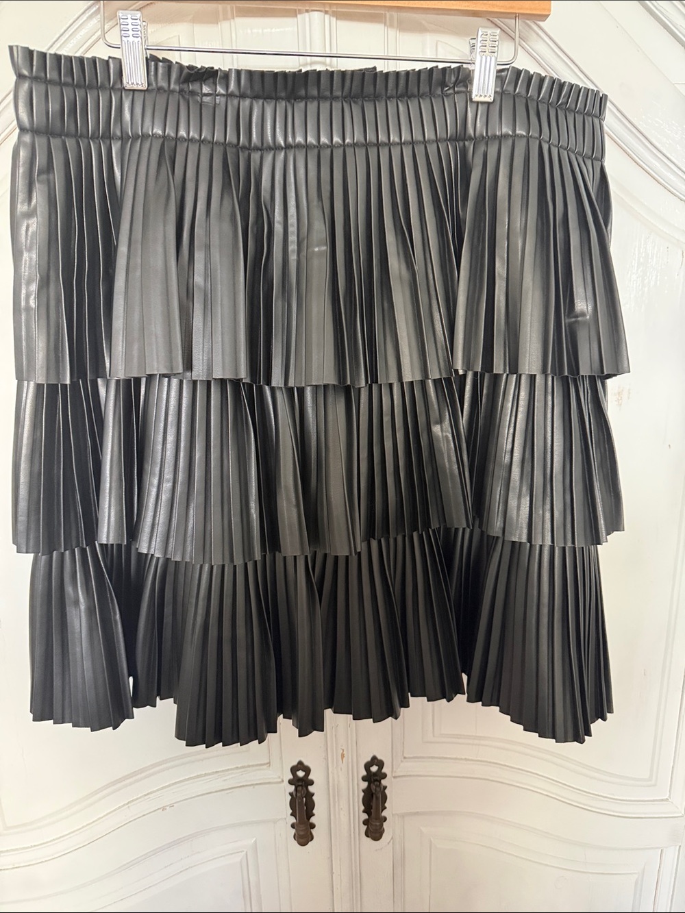 NWT Mare Mare Anthropologie Black Faux Leather Pleated Tiered Mini Skirt Edgy XL